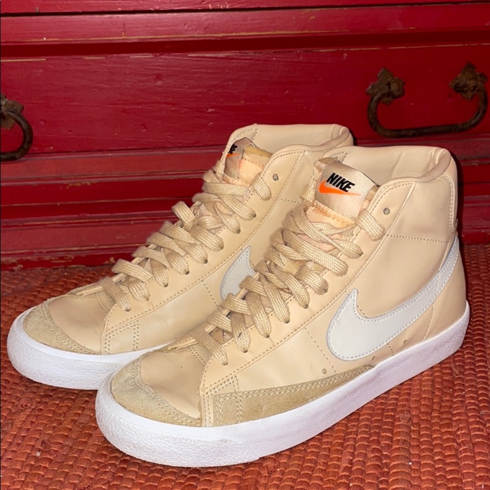 Nike blazer mid ‘77